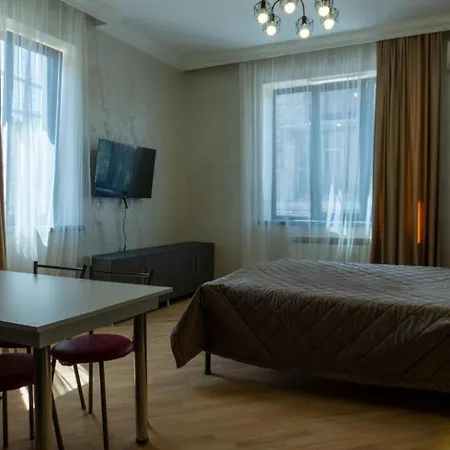Zurabyan'S Home Yerevan Exterior photo